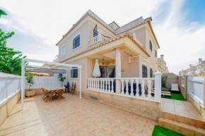 Chalet en Torre de la Horadada